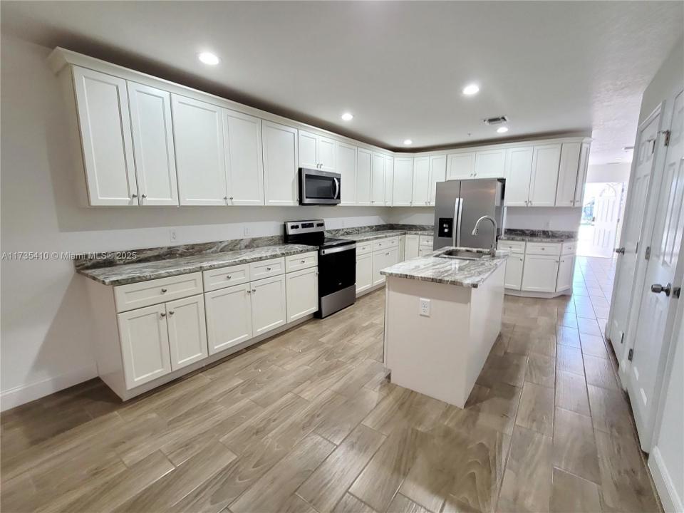 116 SE 8th Avenue 2, Okeechobee, Florida 34974, HOA KỲ