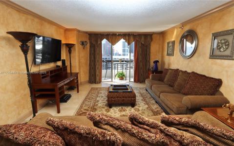 19101 NE 36th Ct 2203, Aventura, Florida 33180, USA