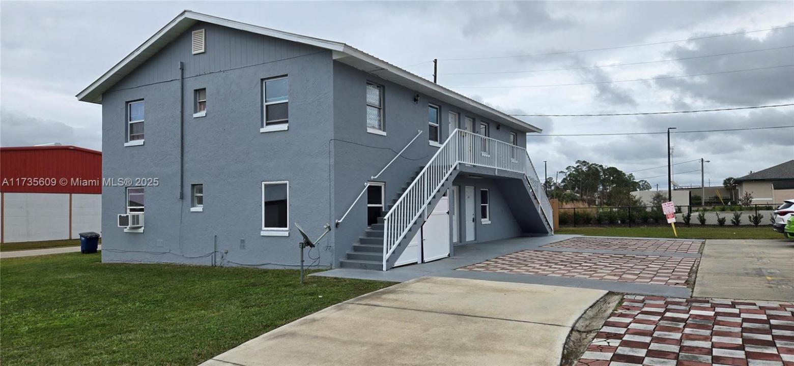 Sebring, Florida 33870