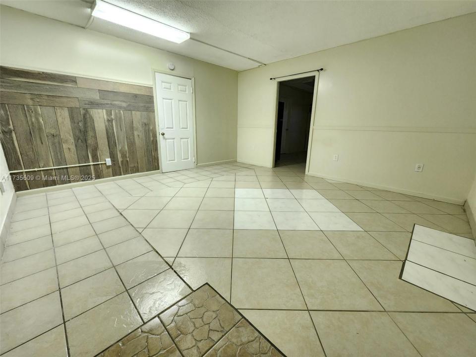 Sebring, Florida 33870