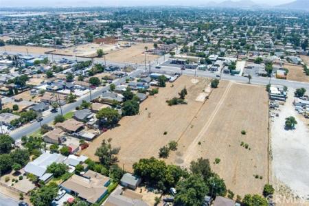 17858 Foothill Boulevard, Fontana, California 92335, Estados Unidos