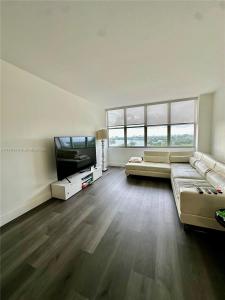 7441 Wayne Ave 6B, Miami Beach, Florida 33141, USA