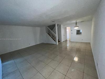 7903 SW 8th St 0, North Lauderdale, Florida 33068, USA