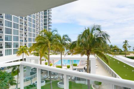 10275 Collins Ave 320, Bal Harbour, Florida 33154, USA