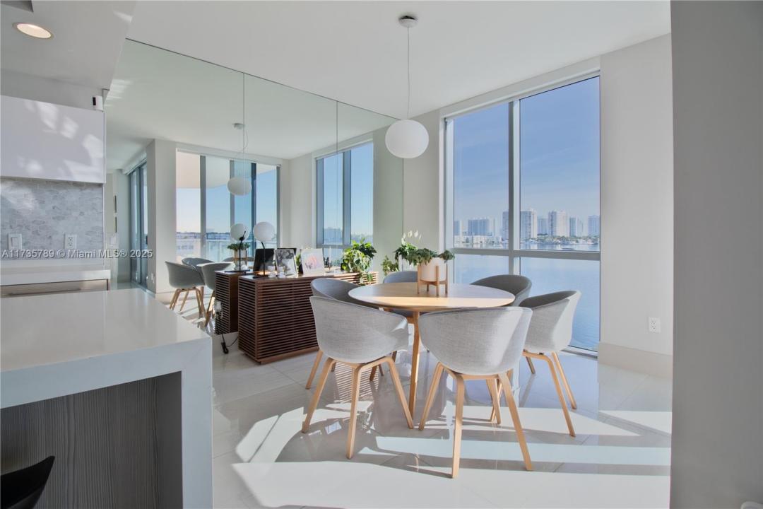 17111 Biscayne Blvd 410, North Miami Beach, فلوريدا 33160, الولايات المتحدة