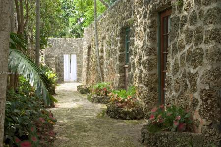1301 MILAN AVE 5, Coral Gables, Florida 33134, USA