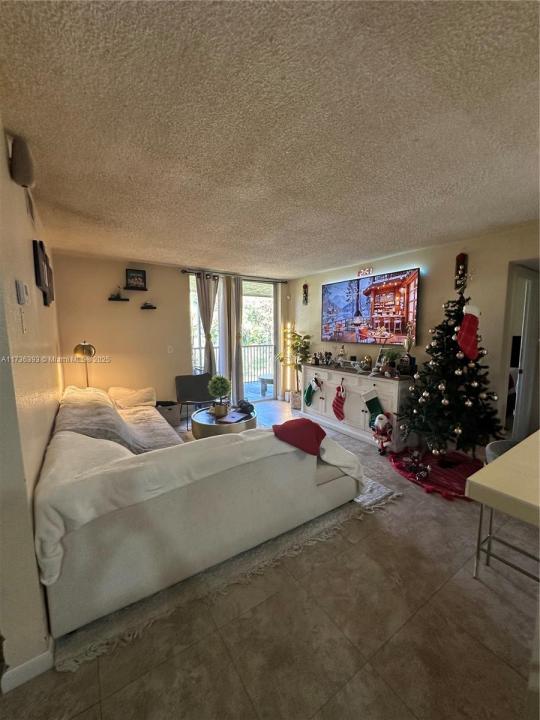 4025 W Mcnab Rd E208, Pompano Beach, Florida 33069, Amerika Birleşik Devletleri