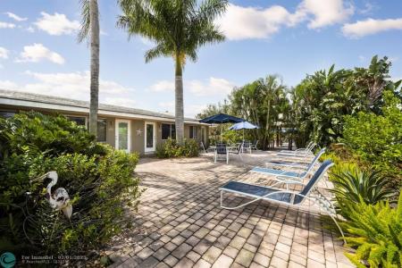 2648 NE 32nd St, Fort Lauderdale, Florida 33306, USA