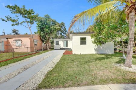 237 NE 110th Ter, Miami, Florida 33161, USA