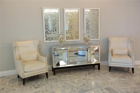 2501 S Ocean Dr 527, Hollywood, Florida 33019, USA