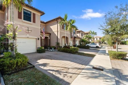 3436 W 90th St 3436, Hialeah, Florida 33018, USA