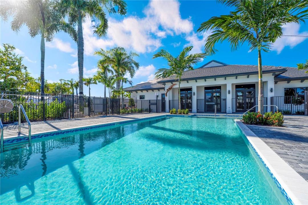 4941 Peacock Way 5838, Dania Beach, Florida 33312, Estados Unidos