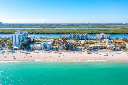 321 Wilson St A203, Hollywood, Florida 33019, USA