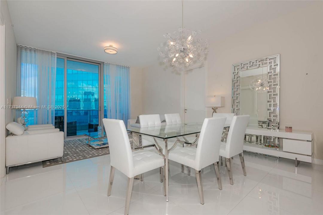 200 Biscayne Boulevard Way 5109, Miami, Florida 33131, USA