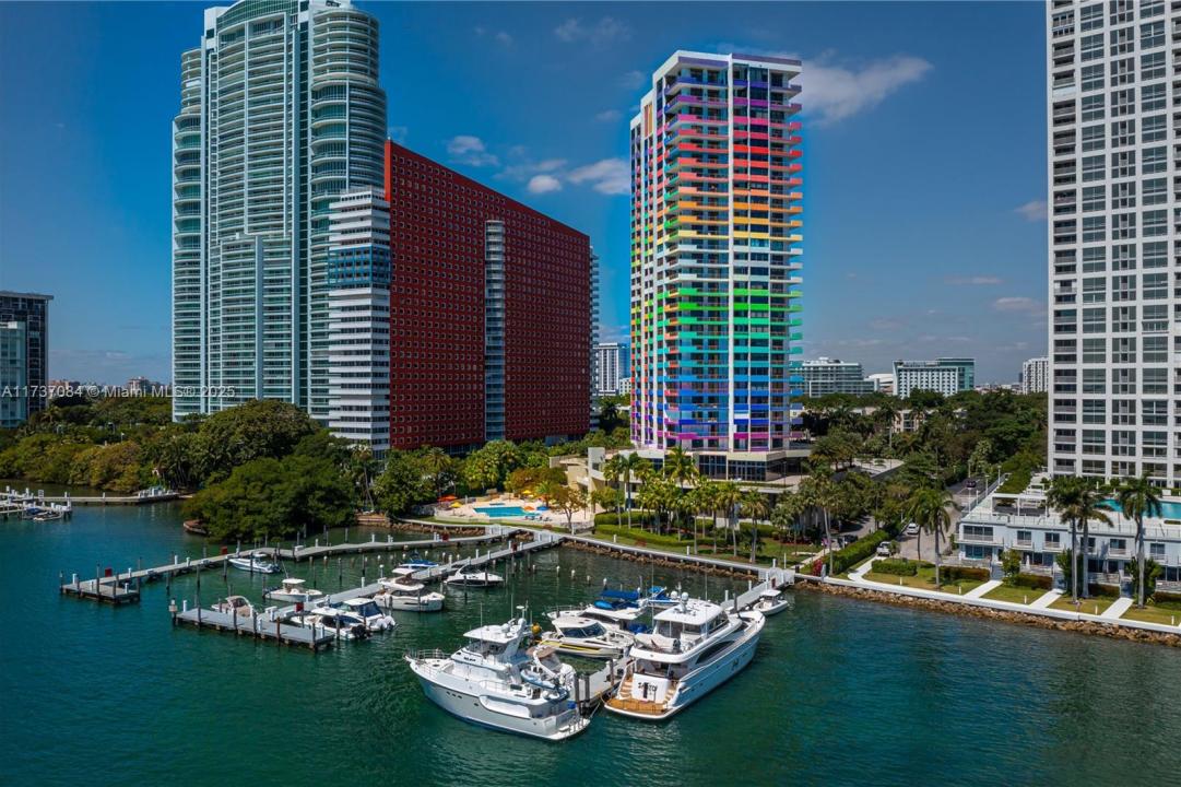 1581 Brickell Ave 1408, Miami, Florida 33129