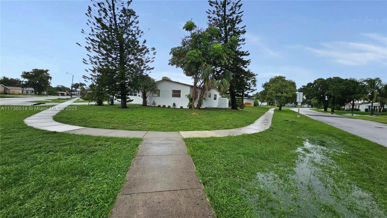 3801 NW 6th St, Lauderhill, 佛羅里達州 33311, 美國