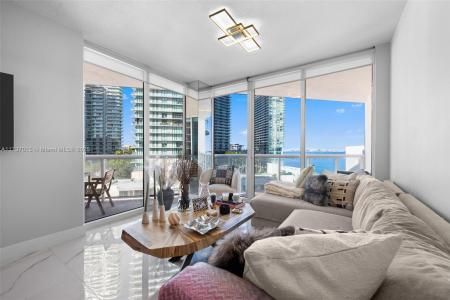 480 NE 30th St 904, Miami, Florida 33137, USA