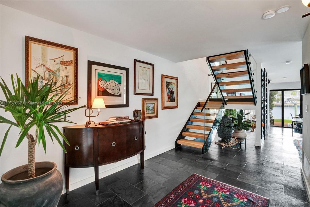 1800 S Ocean Dr 114, Fort Lauderdale, Florida 33316