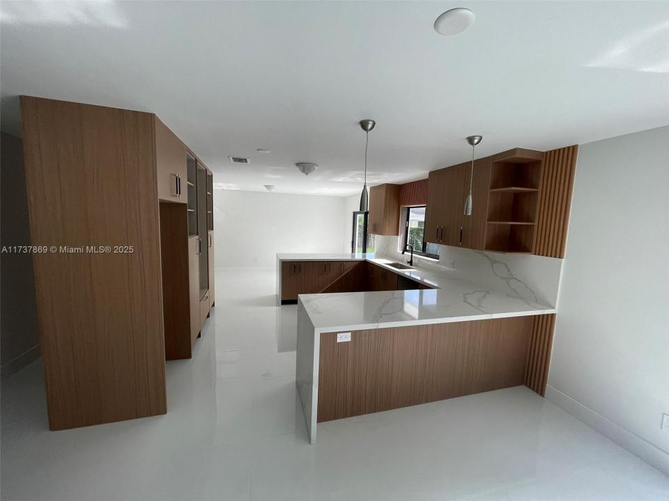 7630 SW 94th Ave, Miami, Florida 33173