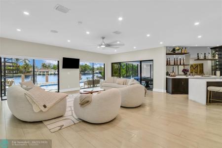 319 S Riverside Dr, Pompano Beach, Florida 33062