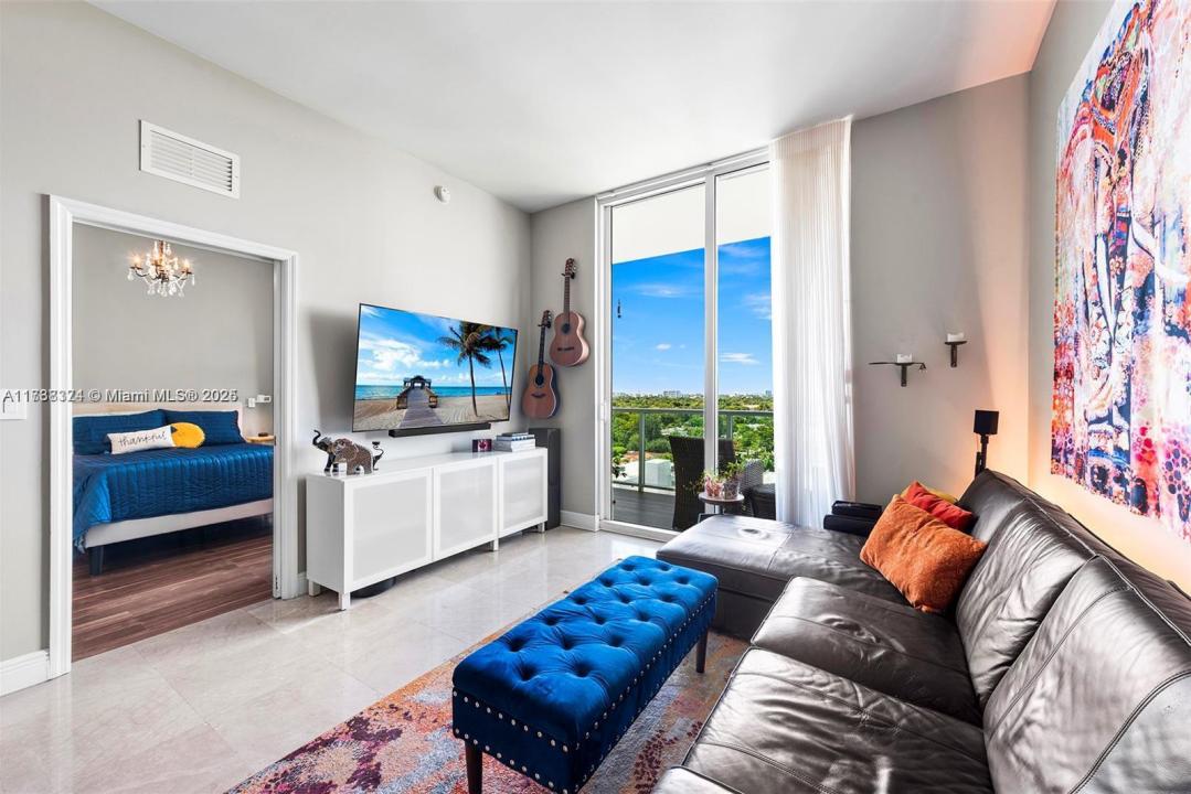 2525 SW 3rd 906, Miami, Florida 33129, Estados Unidos