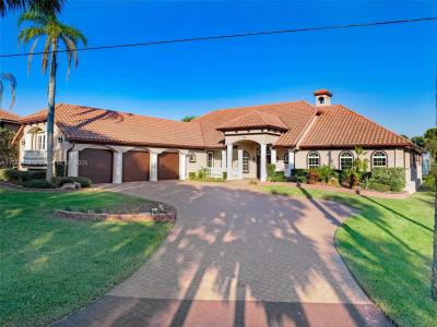 2186 Rockledge Dr, Rockledge, Florida 32955, USA