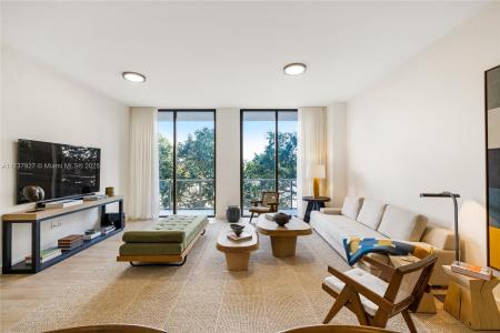 2678 Tigertail Ave 302, Coconut Grove, Florida 33133, USA