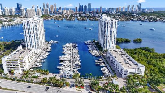17301 Biscayne Boulevard 707, Marina Palms Yacht Club, North Miami Beach, فلوريدا 33160, الولايات المتحدة