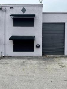 1751 W 38th Pl 1004A, Hialeah, Florida 33012, USA