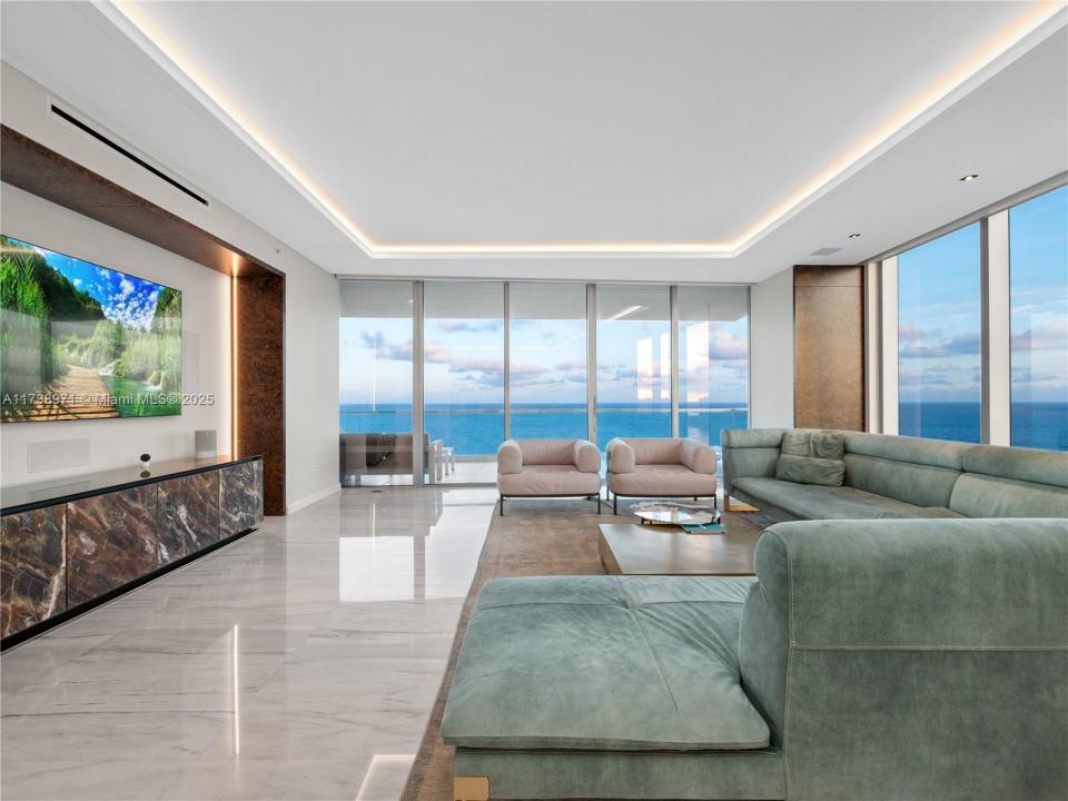 18501 Collins Ave 2704, Sunny Isles Beach, Florida 33160