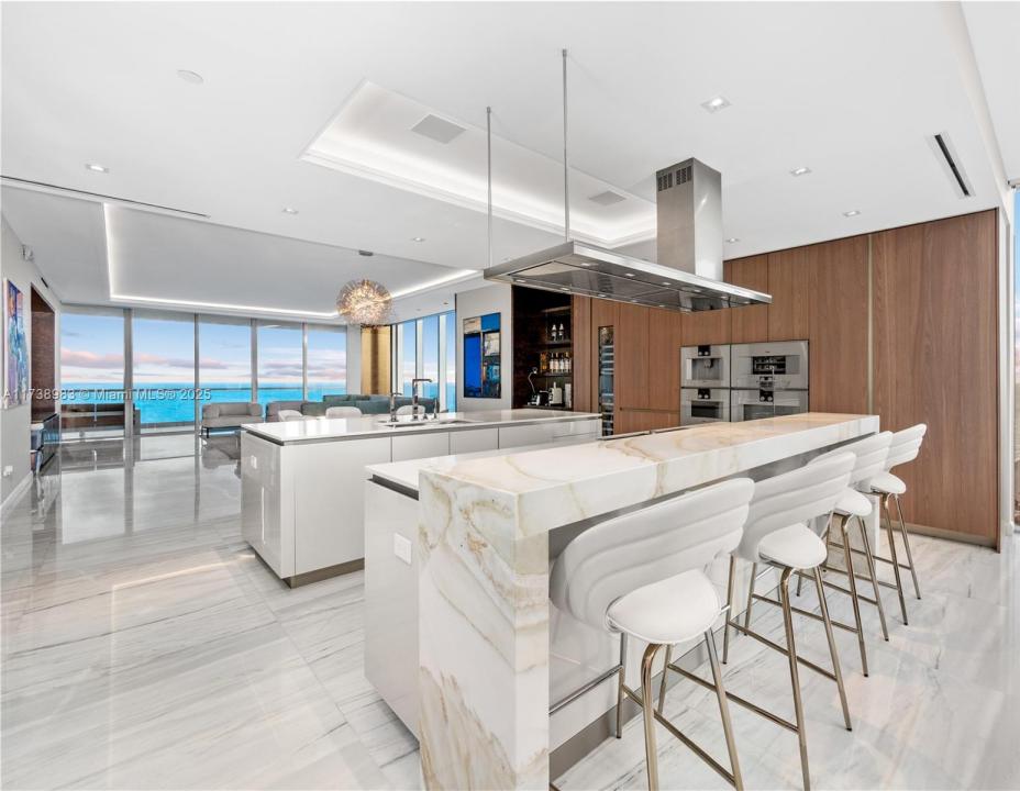 18501 Collins Ave 2704, Sunny Isles Beach, Florida 33160