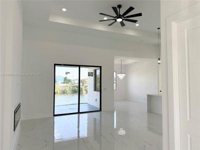 2515 NE 5TH PL, Cape Coral, Florida 33909, USA