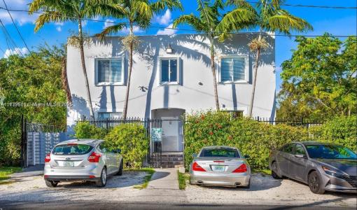 121 NE 55th St, Miami, Florida 33137, USA
