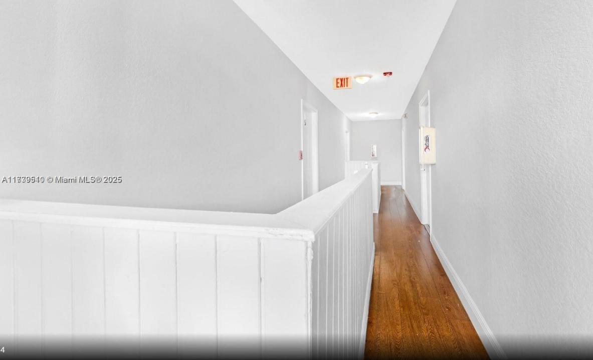 121 NE 55th St, Miami, Флорида 33137, Соединенные Штаты