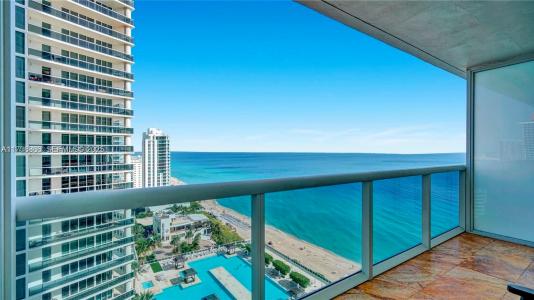 1830 S Ocean Dr 2209, Hallandale Beach, Florida 33009, USA
