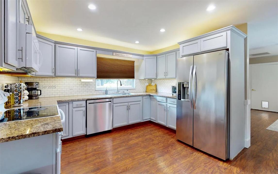 330 SW 13th St SW, Vero Beach, Florida 32962