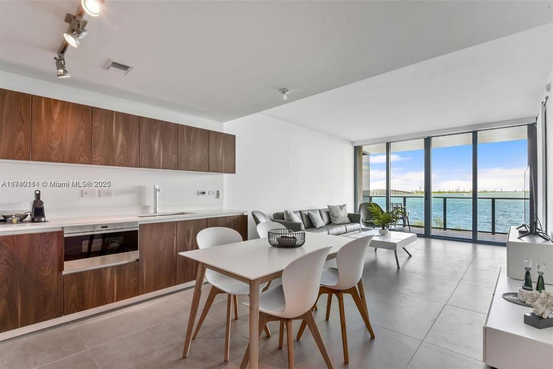3131 NE 7th Ave 305, Miami, فلوريدا 33137, الولايات المتحدة