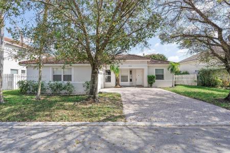 5312 SW 34th Way, Hollywood, Florida 33312, USA