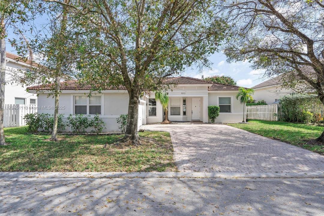 5312 SW 34th Way, Hollywood, Florida 33312, Estados Unidos