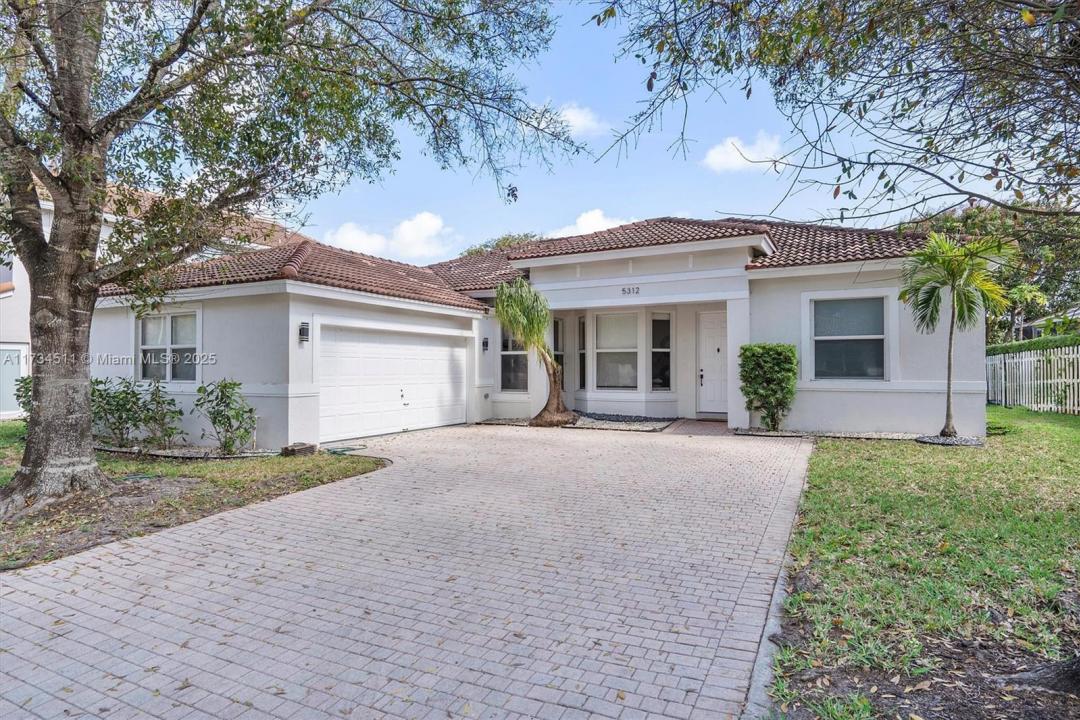 5312 SW 34th Way, Hollywood, Florida 33312, Estados Unidos