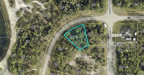 424 BEHRING ST, Lehigh Acres, Florida 33974, USA