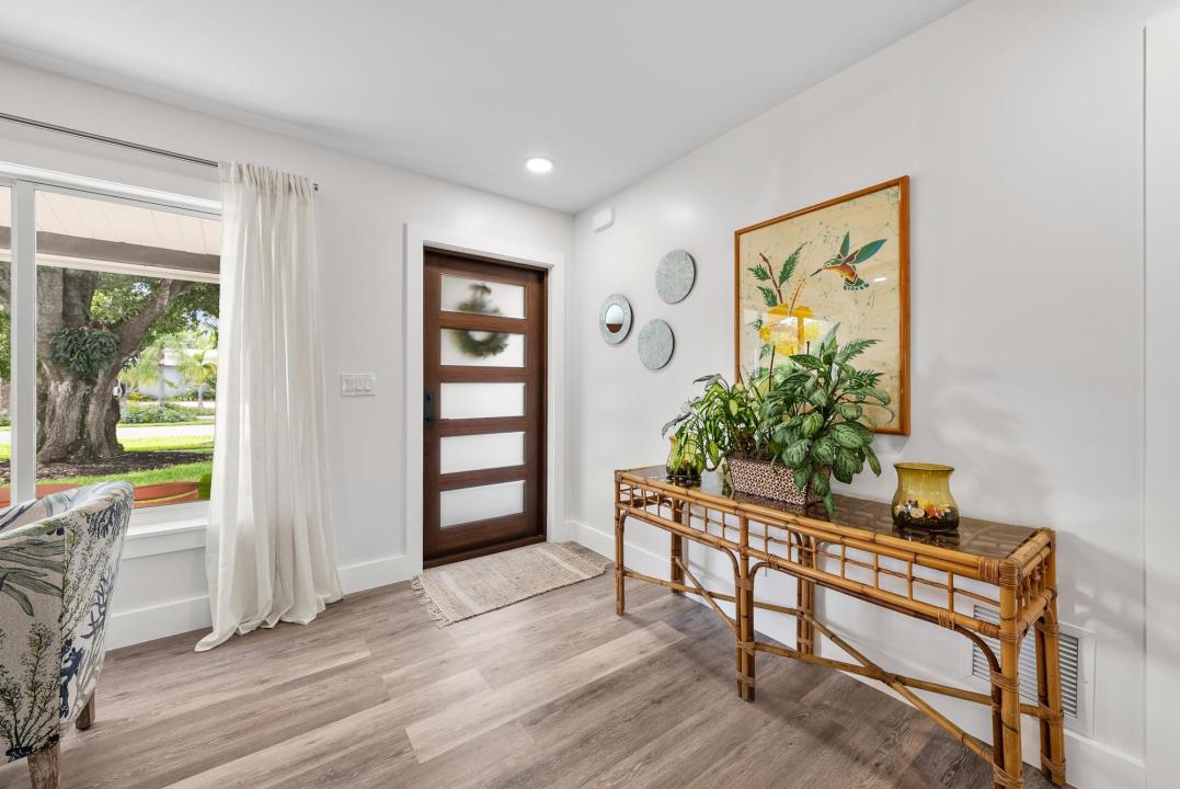 517 Gulf Road, NORTH PALM BEACH VILLAGE, North Palm Beach, Floryda 33408, USA
