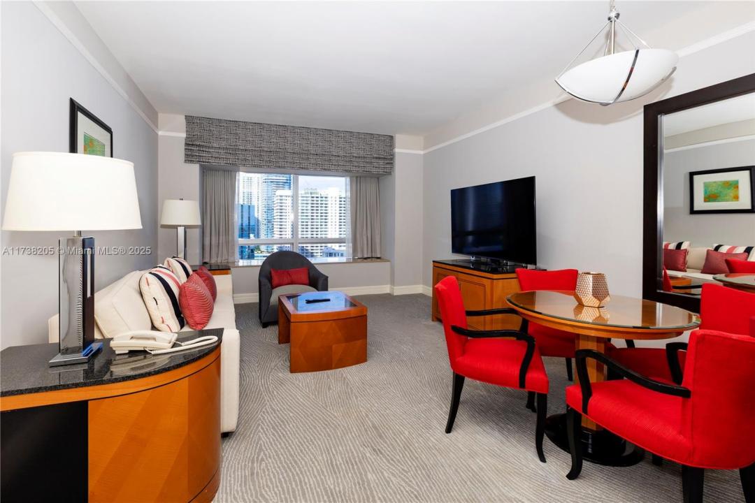 1435 Brickell Ave 3010, Miami, Florida 33131