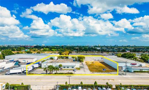 956-980 SW 12th Ave, Pompano Beach, פלורידה 33069, ארצות הברית של אמריקה 