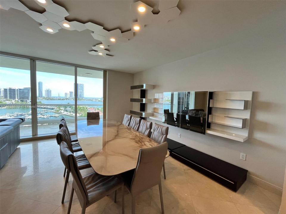 6000 ISLAND BL 1102, Aventura, Florida 33160