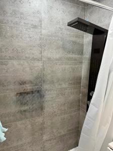 1892 NE 53rd Ct, Pompano Beach, Florida 33064, USA