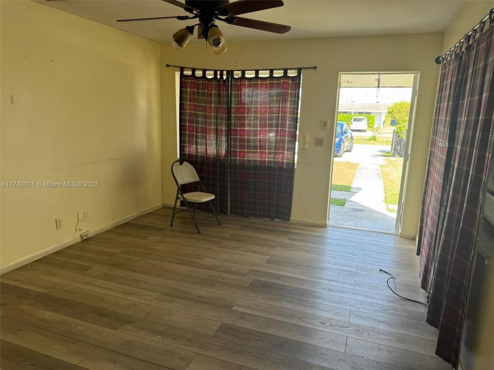 735 Ridge Rd 1, Lantana, Florida 33462