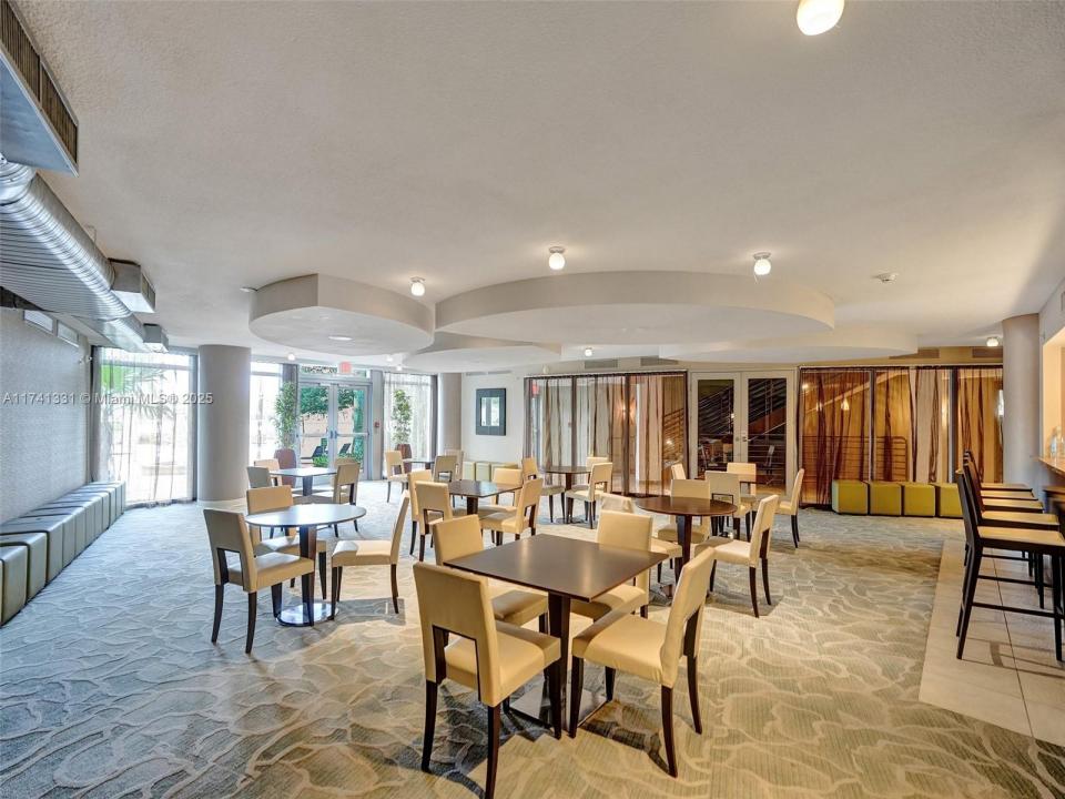 2681 N Flamingo Rd 605S, Sunrise, 플로리다 33323, 미국