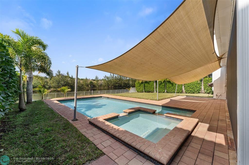 5318 SW 195th Terrace, Miramar, Florida 33029, USA