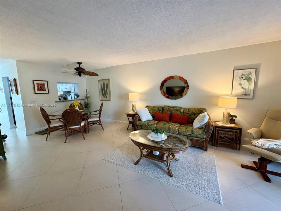 1040 SE 4th Ave 231, Deerfield Beach, Florida 33441, Amerika Birleşik Devletleri